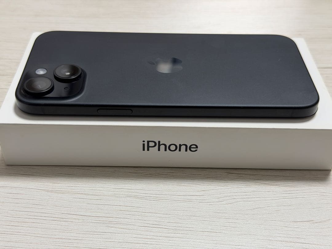 【極美品】iPhone15plusブラック128GB SIMフリー最大容量99%