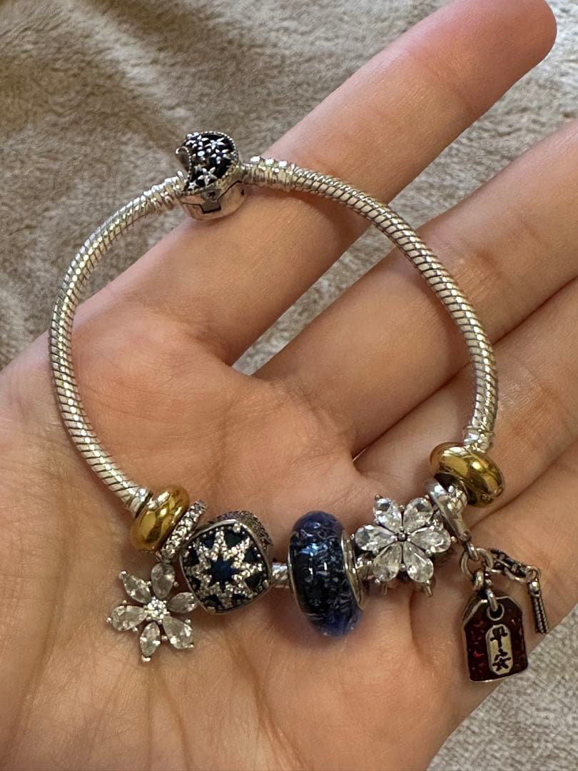 パンドラチャームブレスレット