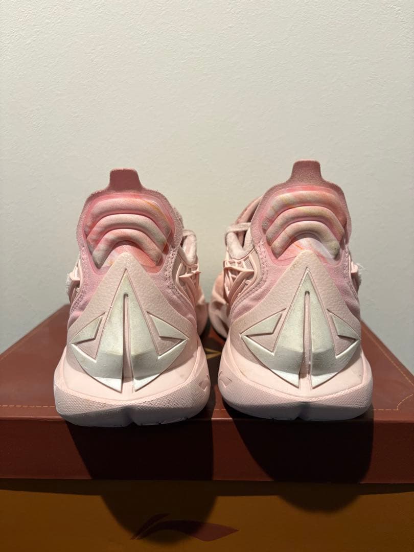 リーニン　JB3 海外限定　最終値引き　早い者勝ち