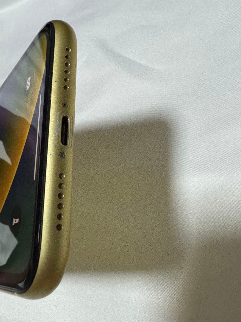 Apple iPhone 11 本体 イエロー 256GB simフリー