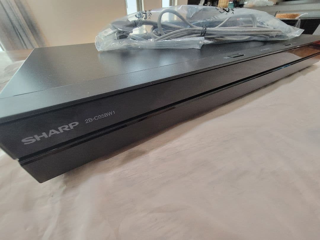 SHARP ブルーレイレコーダー 2B-C05BW1　美品　２番組同時録画