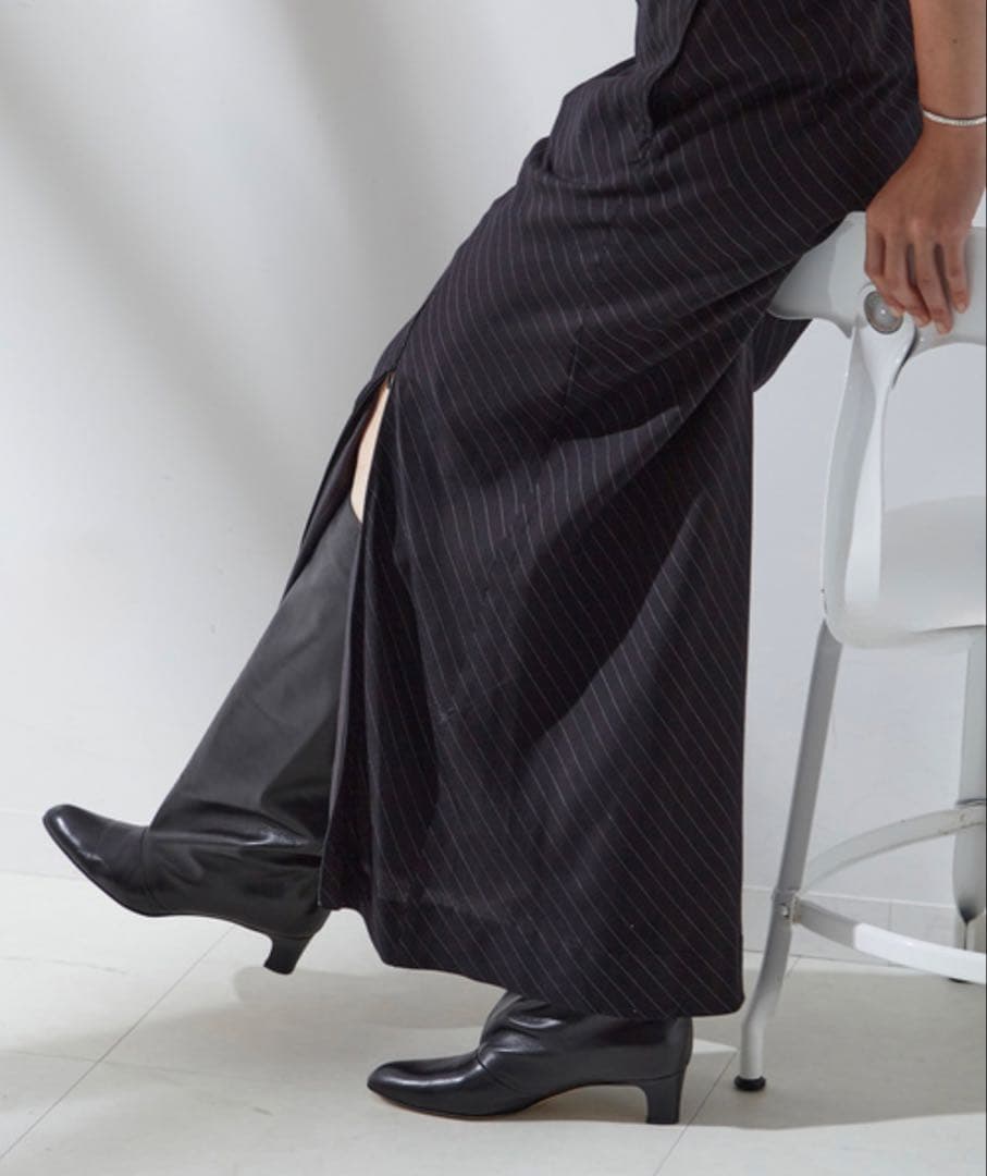 未使用⭐︎NEBULONI E. ロングブーツ　4.5cmヒール　　 38