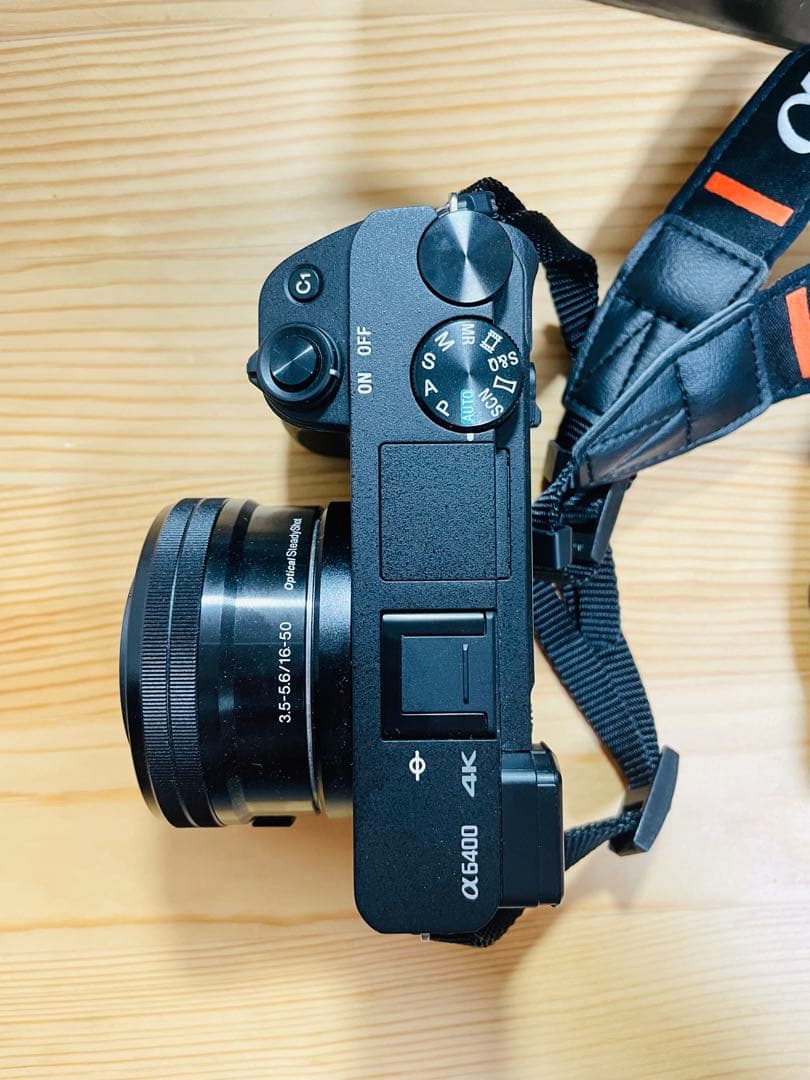 SONY α 6400 パワーズームレンズキット (16-50mm)