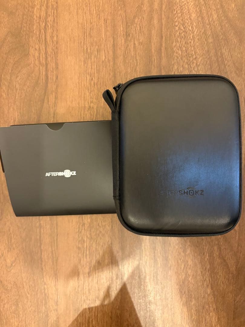 ★ほぼ未使用★ AFTERSHOKZ OPENCOMM ブラック