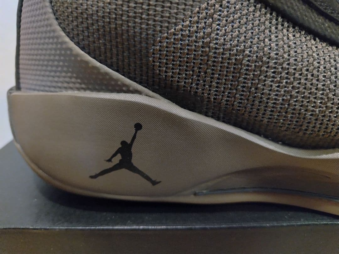 m*o様 ジョーダンルカ　バスケットシューズ .77 PF HF0819-200