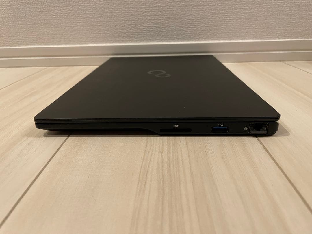 富士通 U9312/J i7 12世代 256GB Office