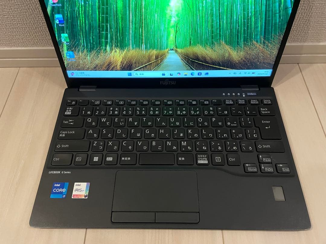 富士通 U9312/J i7 12世代 256GB Office