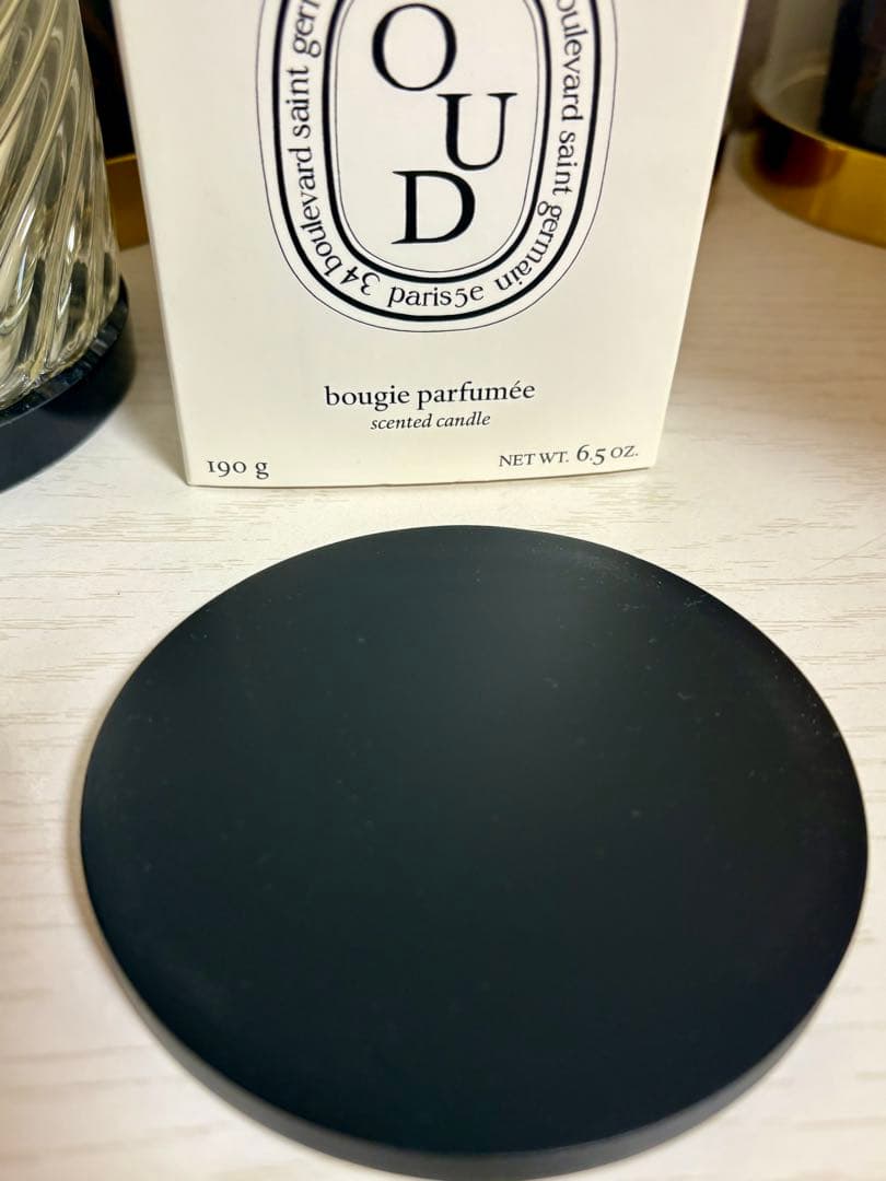 【限定品レア】diptyqueキャンドルホルダーとOUD190gのセット