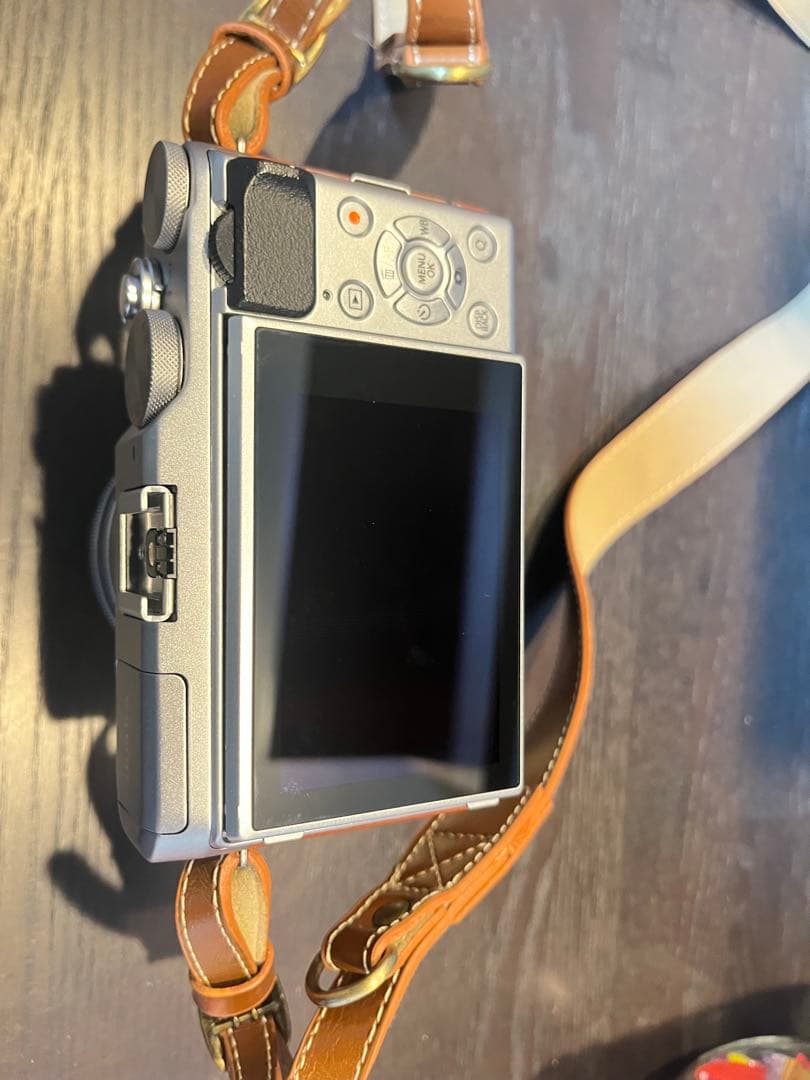 Fujifilm X-A5 レンズキット おまけ付(レンズキャップ無)