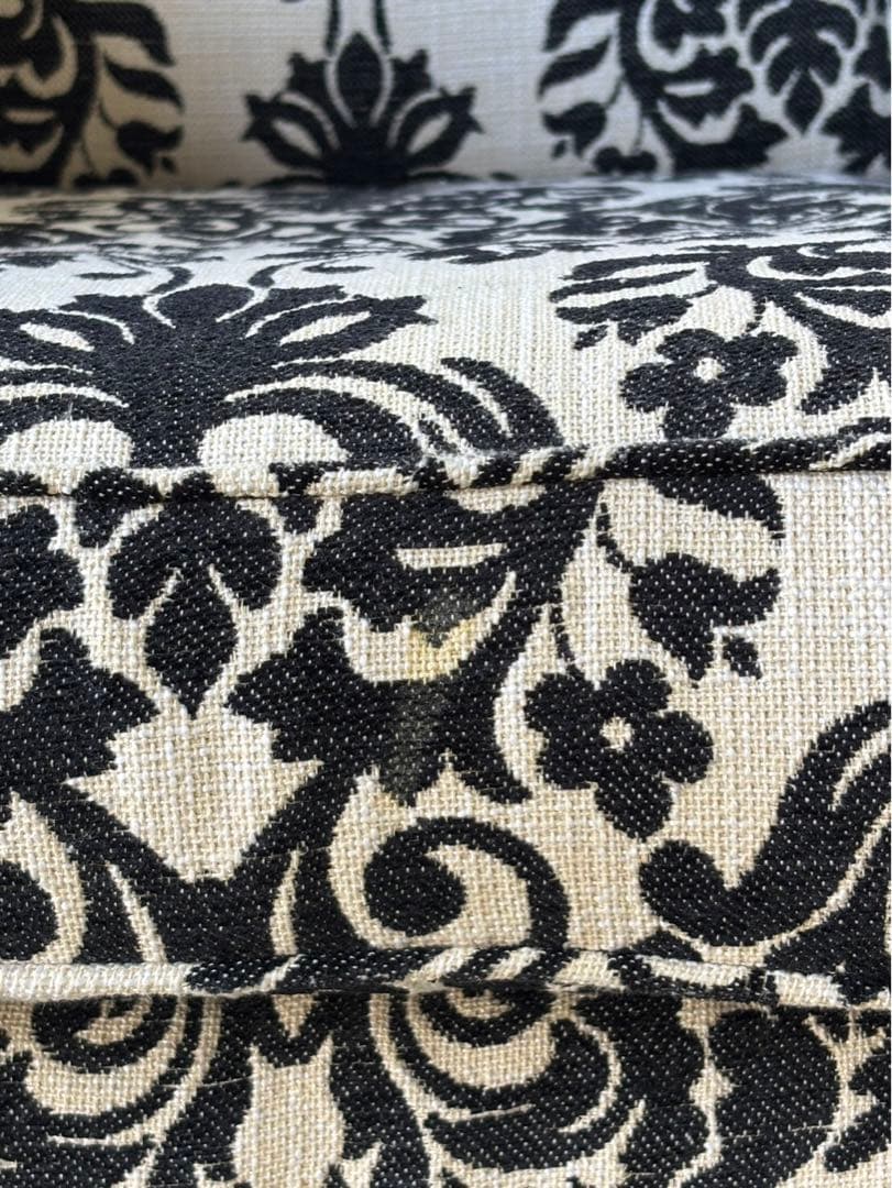 【ドイツ 定価25万 IDC大塚家具 ドミシール 1人掛けソファ オットマン付き