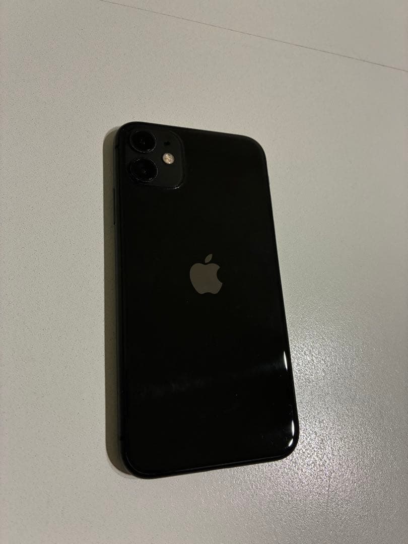 iPhone11バッテリー72％SIMフリー64GBホワイト