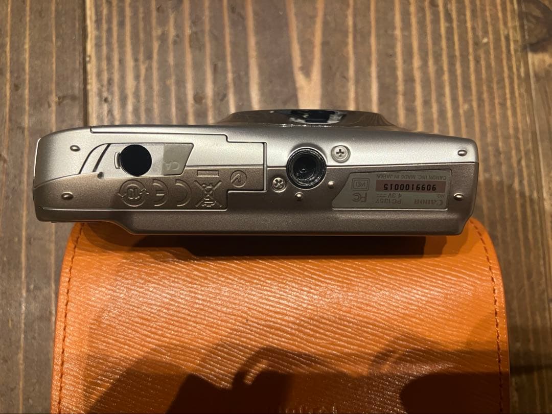 Canon IXY DIGITAL 830IS　コンパクトデジタルカメラ