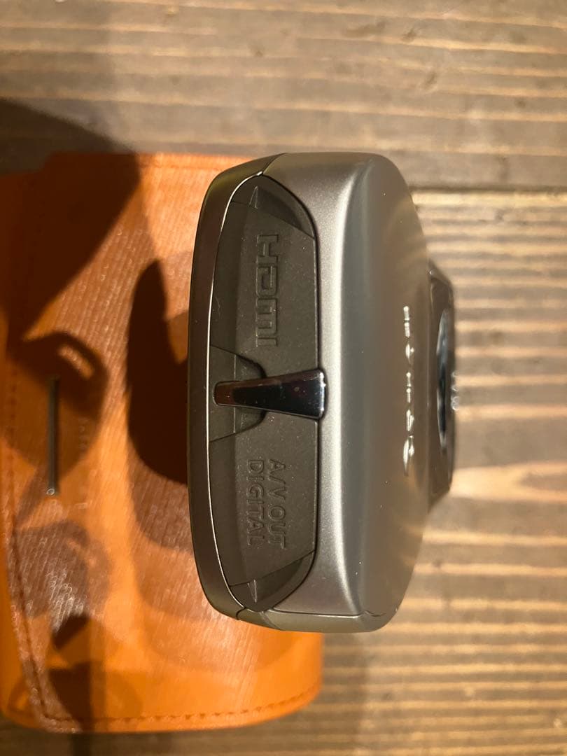 Canon IXY DIGITAL 830IS　コンパクトデジタルカメラ