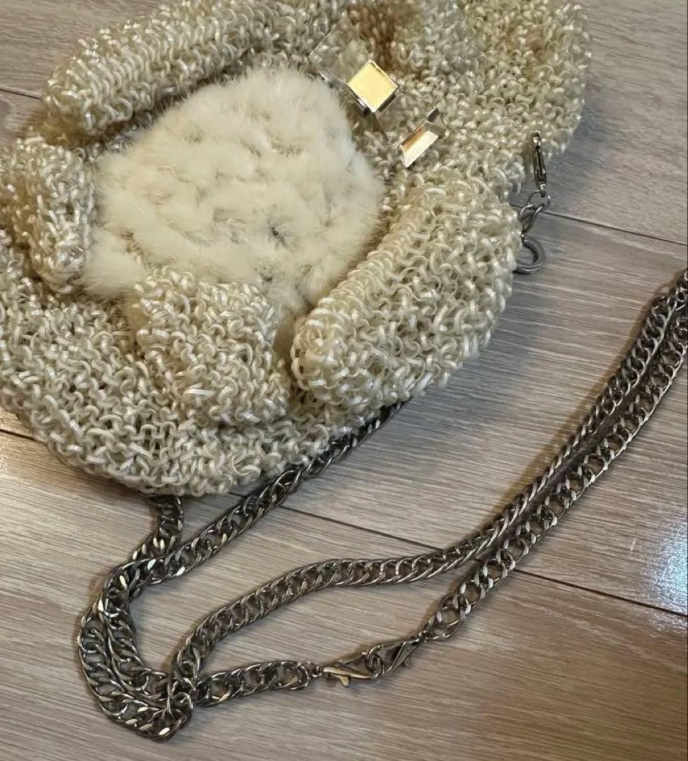 アンテプリマ　アイボリー ペンギン型 パーティーバッグ