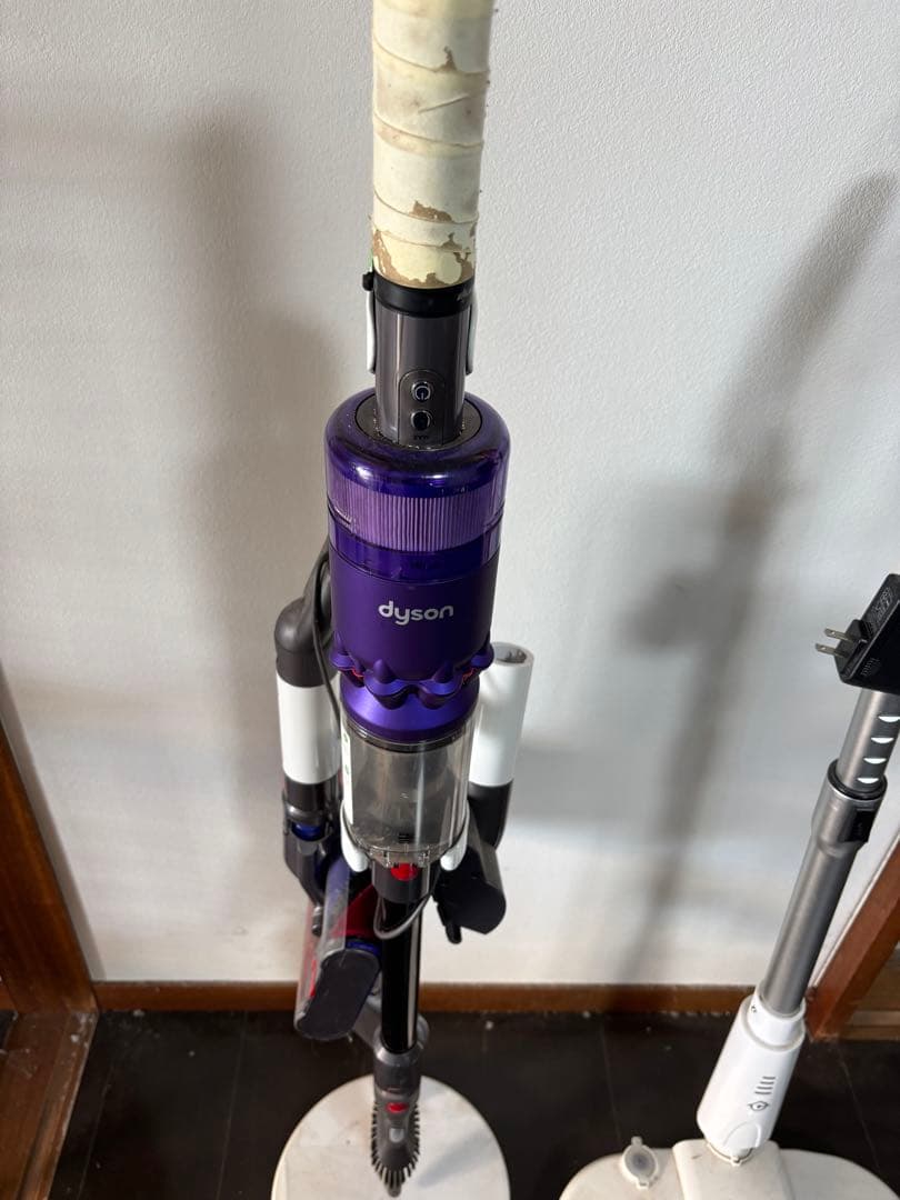 Dyson スティッククリーナー 本体 紫