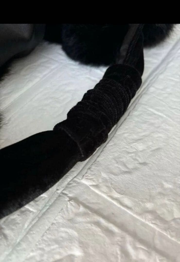 ひいです‼️高級　ファーバッグ　ミンクバッグ　パーティパック　ボンボン　上品