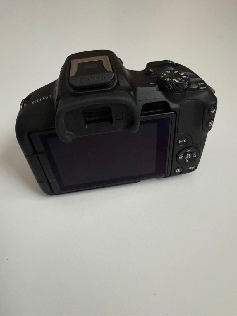 Canon EOS R50 ダブルレンズキット