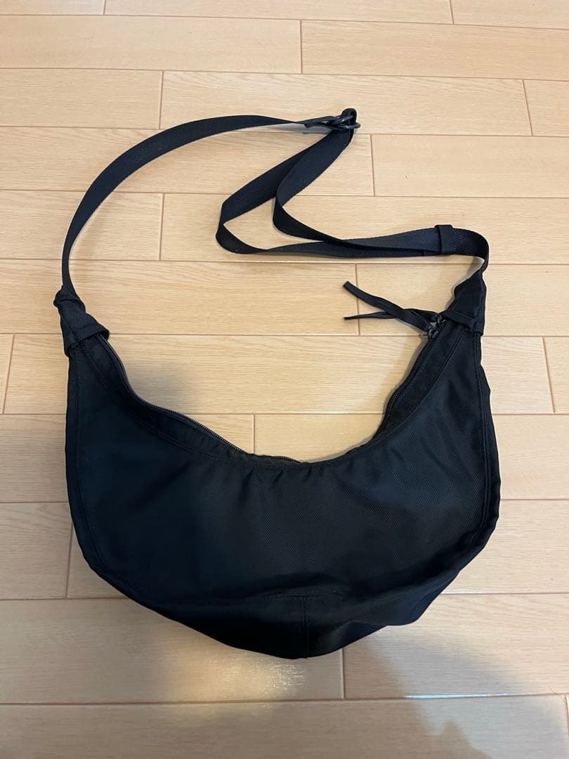 PORTER ポーター ハーフムーン ショルダーバッグ 三日月 バナナ