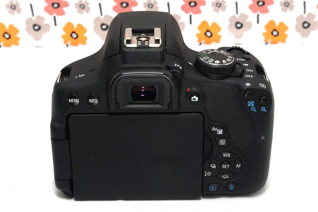 【返品保証】❤ダブルレンズ❤CANON KISS X8i❤Wi-Fi画像転送❤