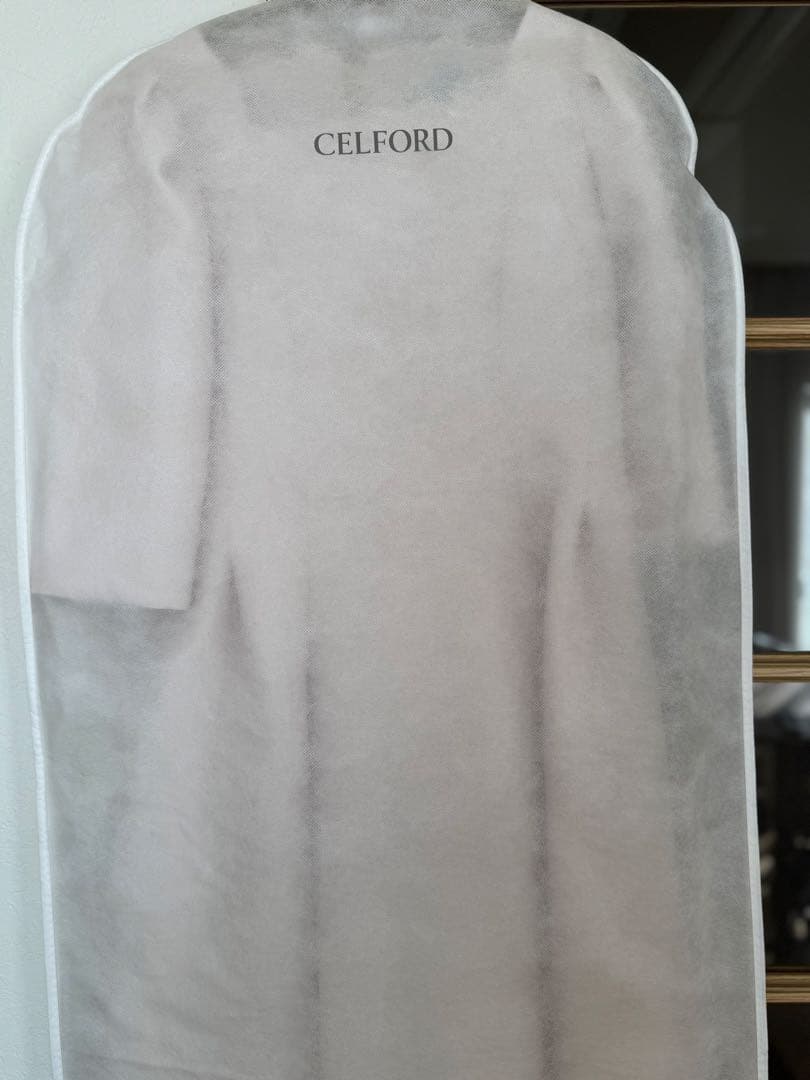 セルフォードのトリプルクロスワンピース