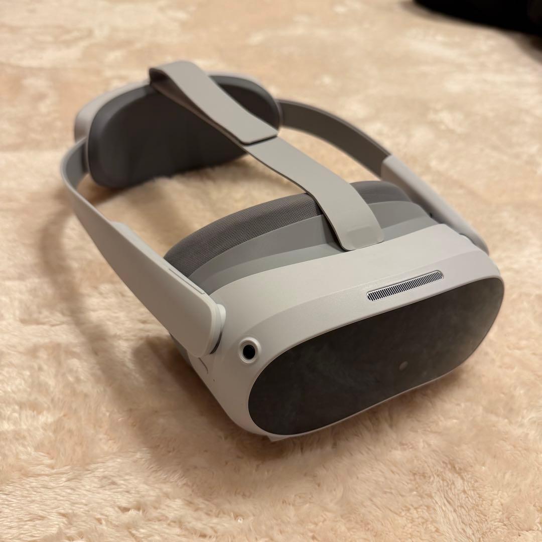 【極美品✨】PICO4 128GB VR ケース付き 使用時間2時間！