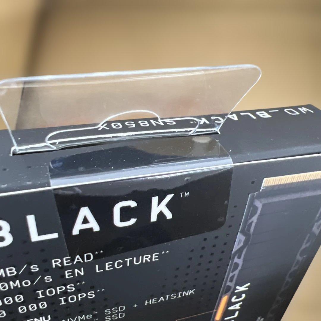 551 未開封　WD BLACK SSD 1TB WDS100T2XHE-EC