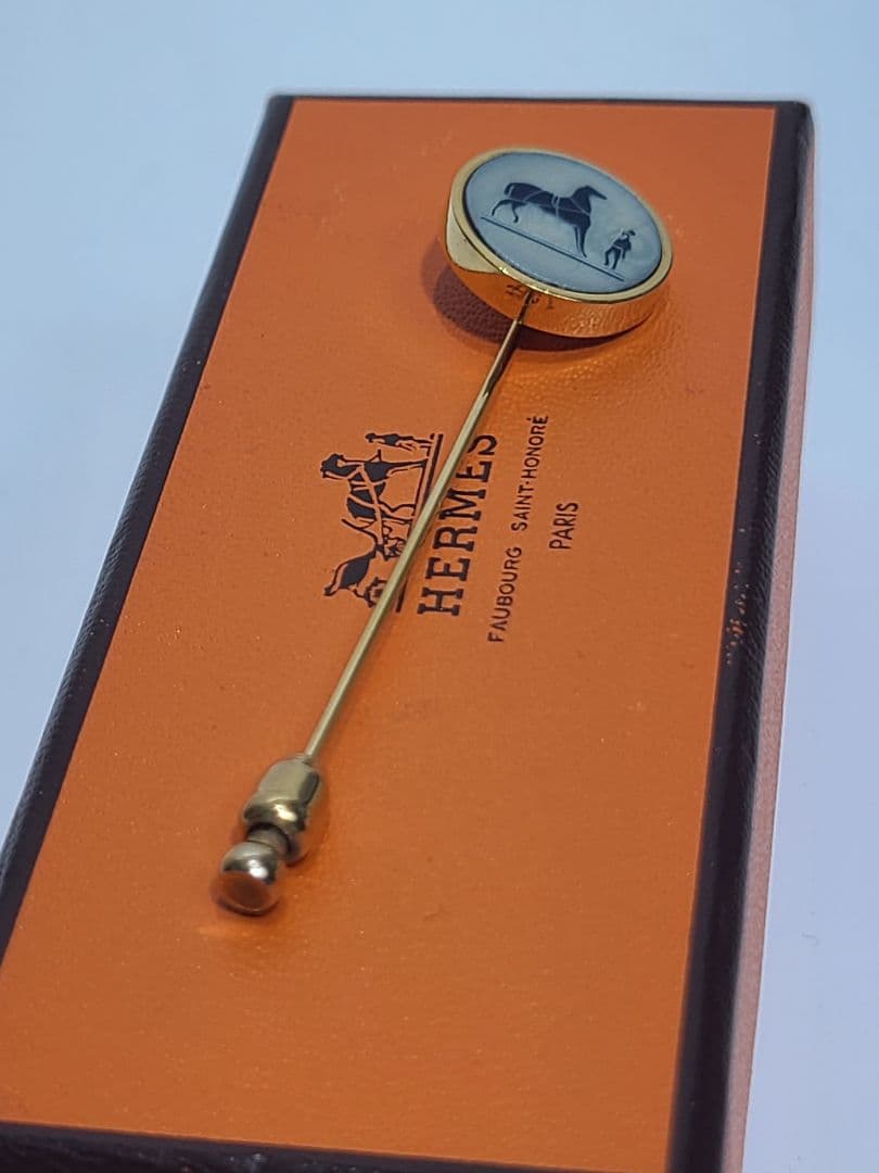 エルメス　ブローチ　チャーム　コロゾ　ゴールド