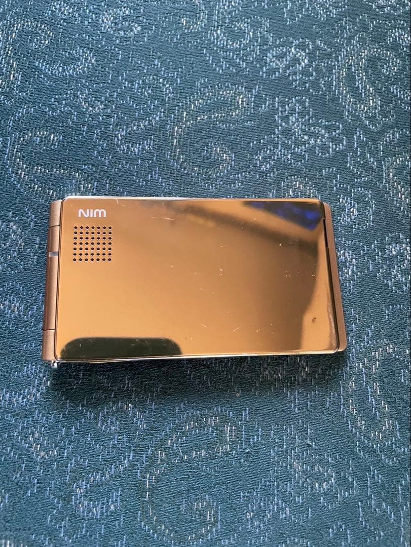 【絶背悠】TOSHIBA au W55T ゴールド折りたたみ式携帯電話本体