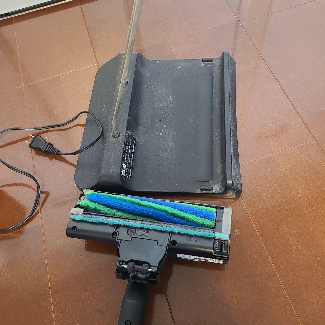 SHARP スティッククリーナー EC-SR8 本体　充電器付き