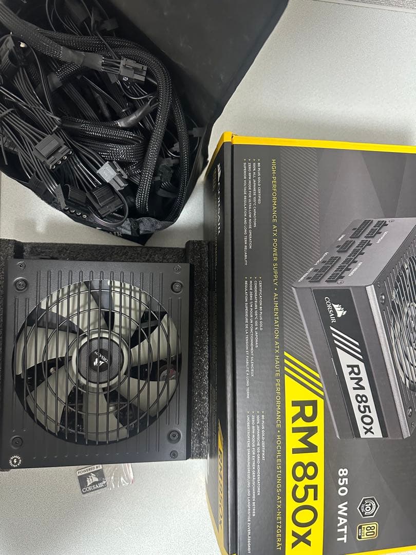 Corsair RM850x 850W 電源ユニット