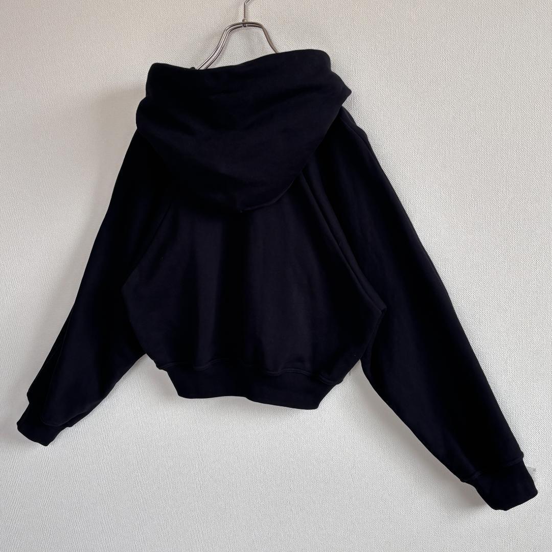 【超人気】PATOUパトゥ/パーカー/刺繍ロゴ/ロングドローストリング/黒/M