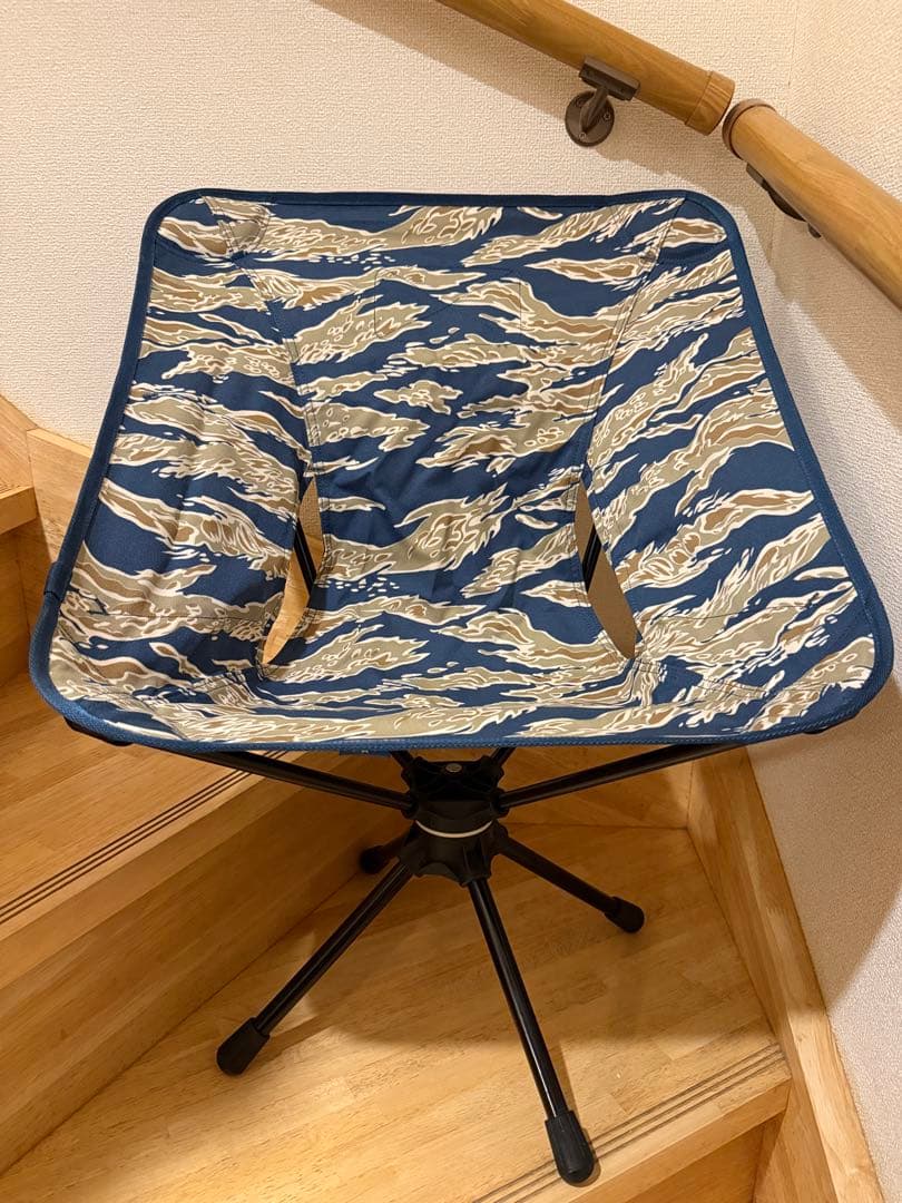 Helinox タクティカルスウィベルチェア