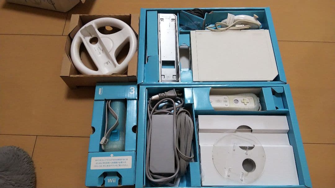 Nintendo Wii RVL-S-WA &「マリオカートWii」♪