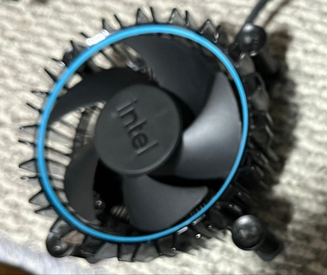 CPU Intel Core i5-12400F CPU