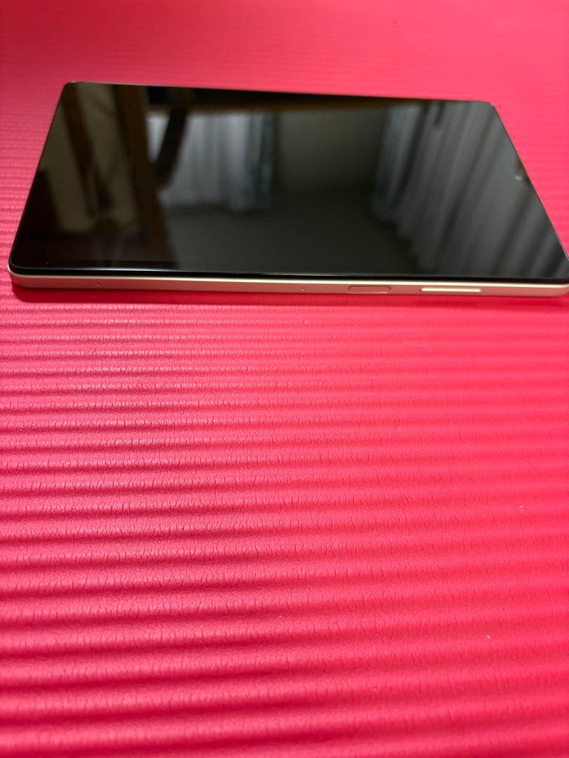 docomo D-42A ミニサイズタブレット