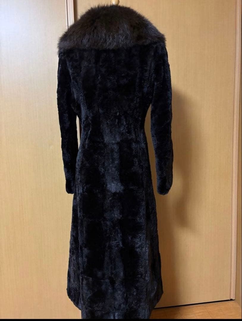 正月セール❣️モール ダークブラウン ファー付きロングコート　EMBA