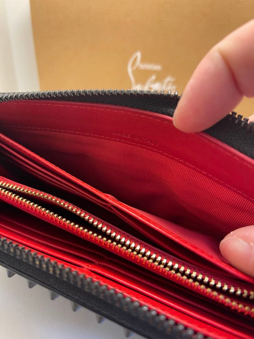 クリスチャンルブタン ラウンドファスナー長財布