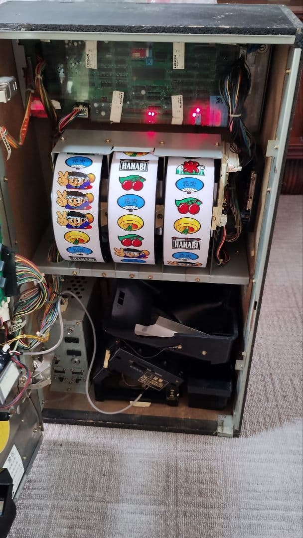 HANABI スロットマシン キー付き