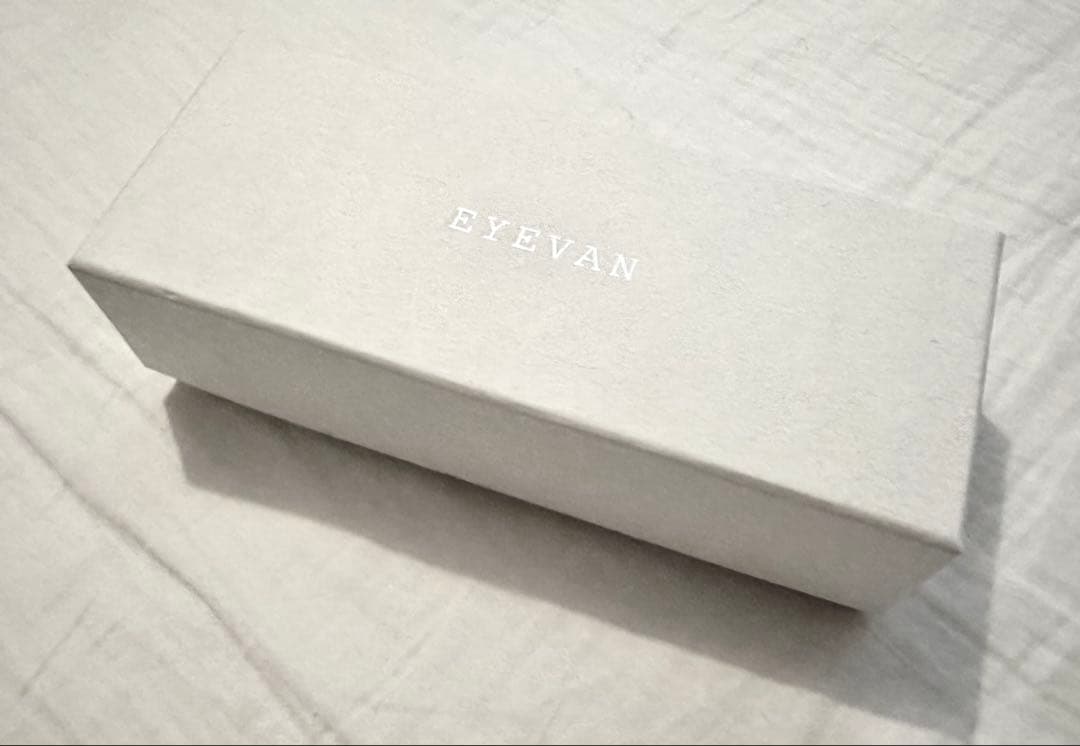 EYEVAN Phil PBK 46 ライトカラーレンズ