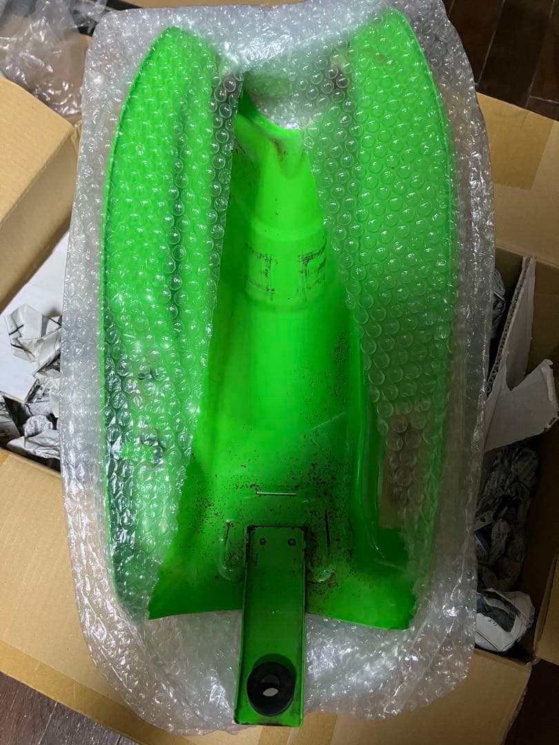 Kawasaki 250TR純正タンク グリーン