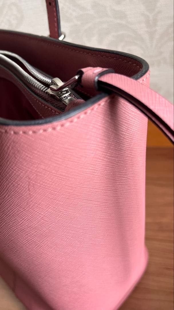 BALLY ピンク ストライプ ビジネスバッグ