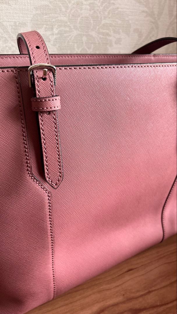 BALLY ピンク ストライプ ビジネスバッグ