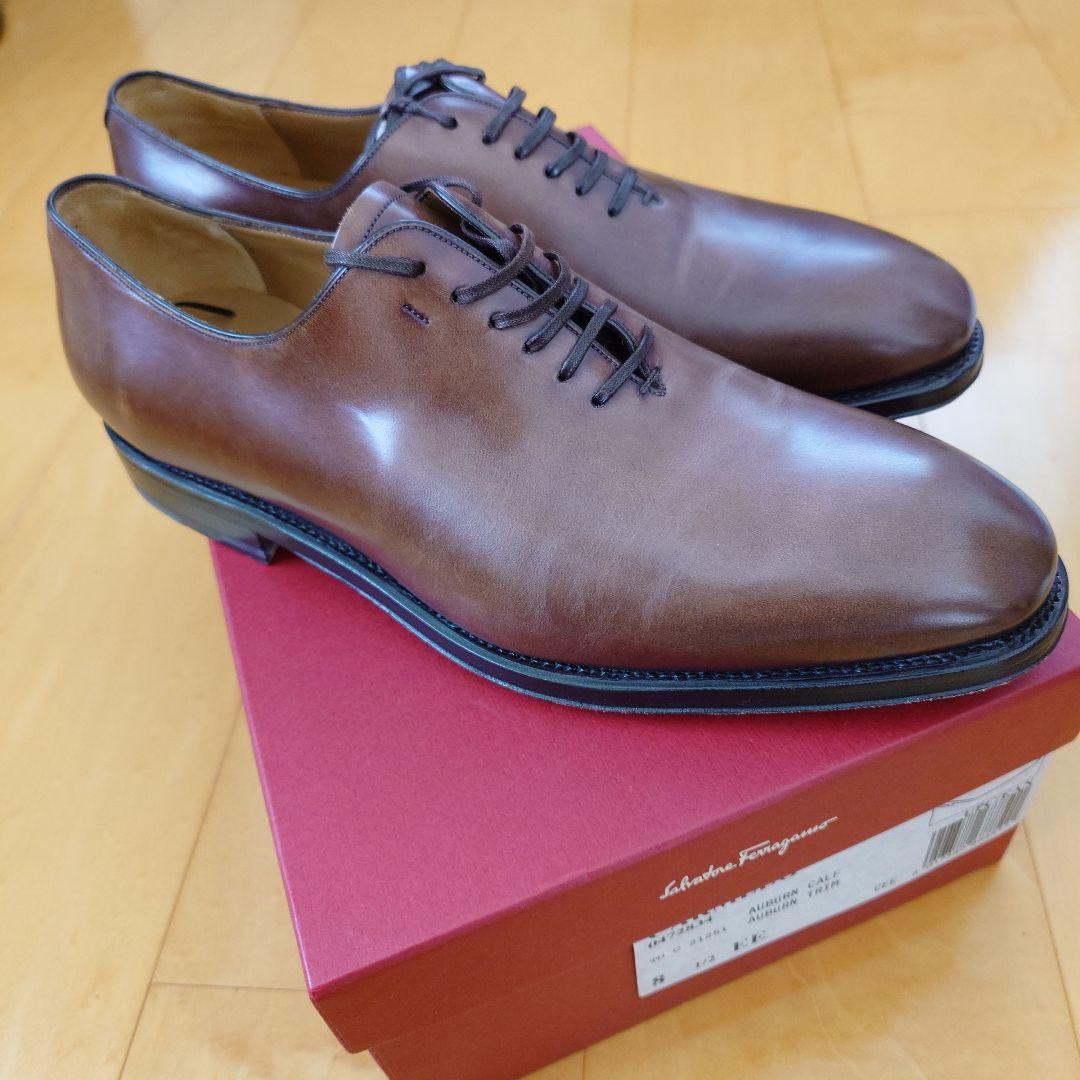 【美品】Salvatore Ferragamo CARMELO 0472834