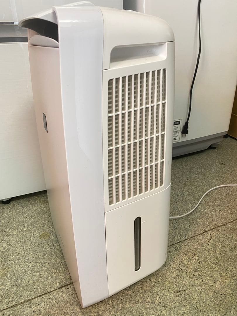 【2022年製】シャープ 冷風 衣類乾燥 除湿機 CM-P100-W