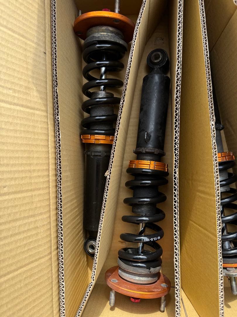 固着抜け無し！！　GRX120マークX サスペンションキット 4本セット