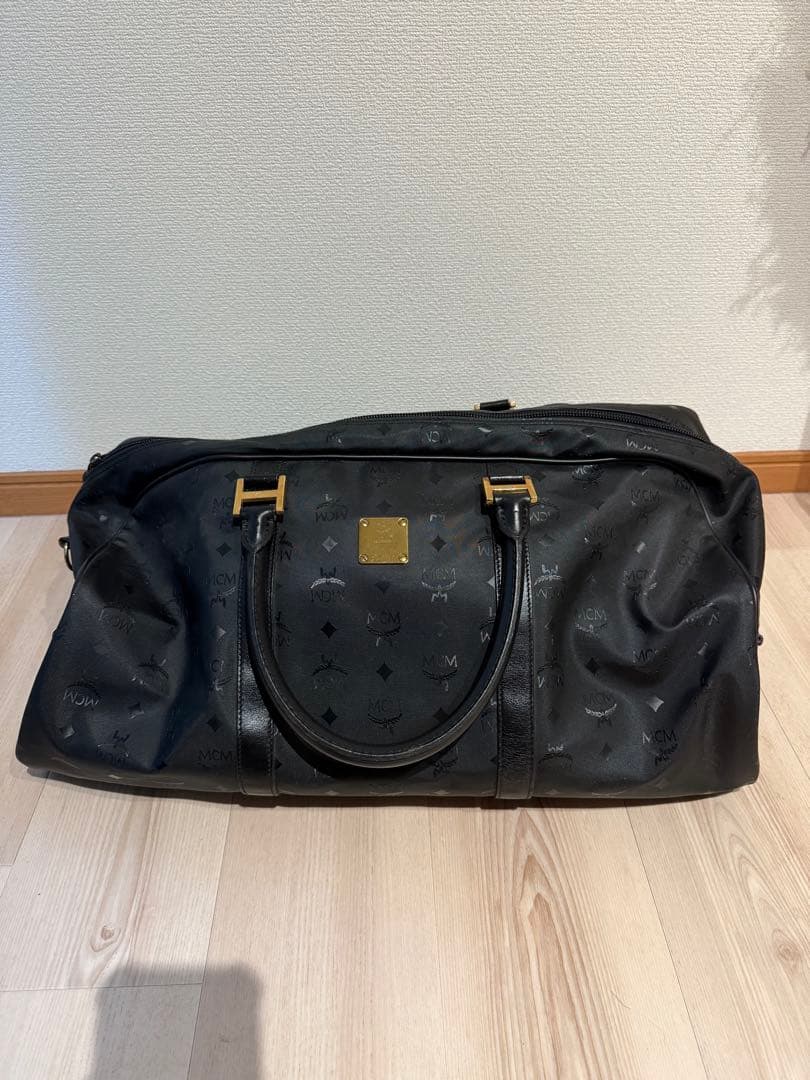 MCM ブラック 総柄ボストンバッグ