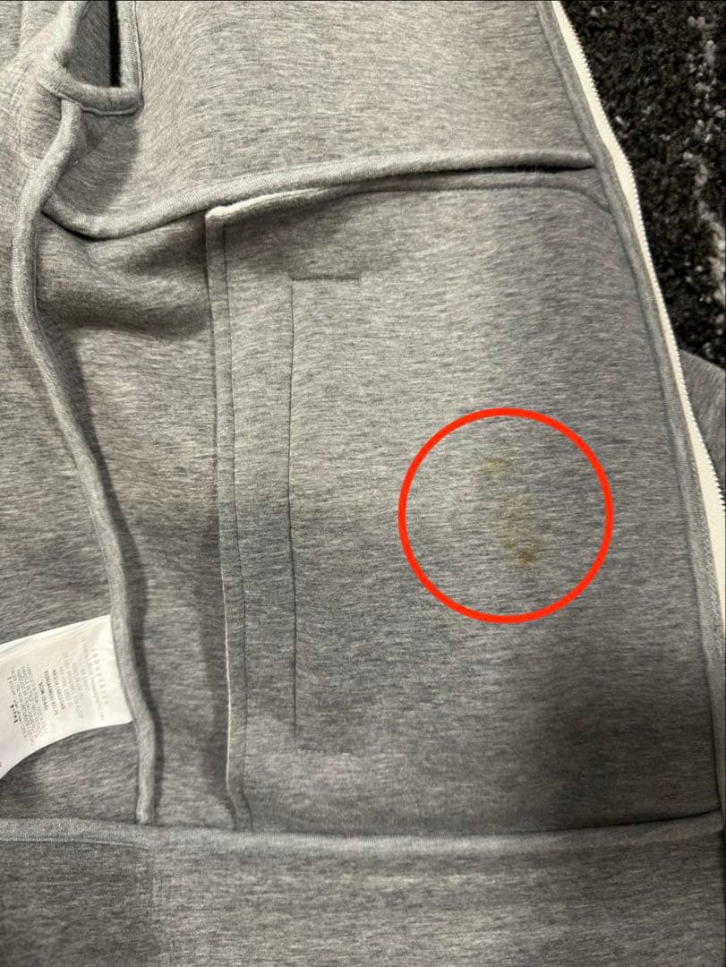 【レアモデル】MONCLER モンクレール エンボスロゴ ボンディングパーカー