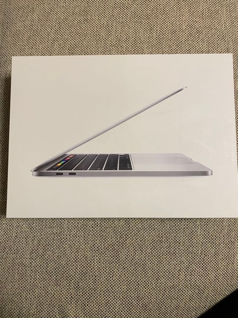 MacBook Pro 13インチ / i5 / 16GB / 512GB