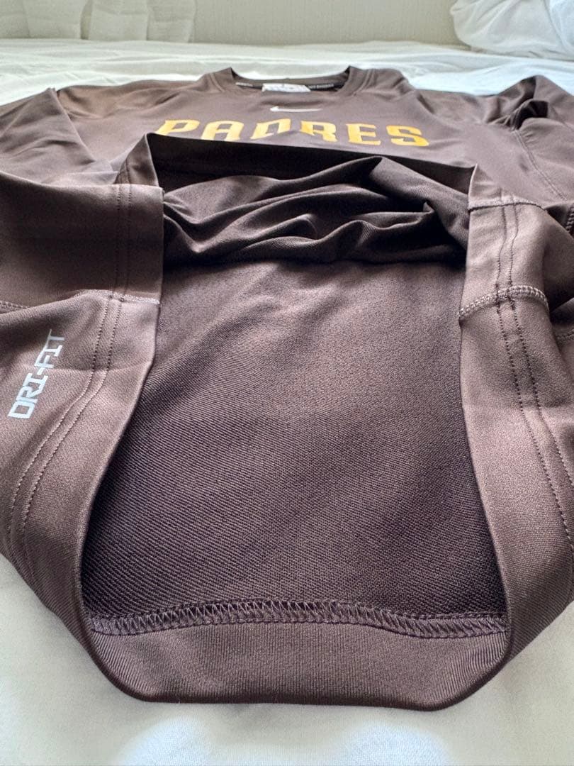NIKE MLBメジャーリーグ 長袖Tシャツ ロンT サンディエゴ・パドレス