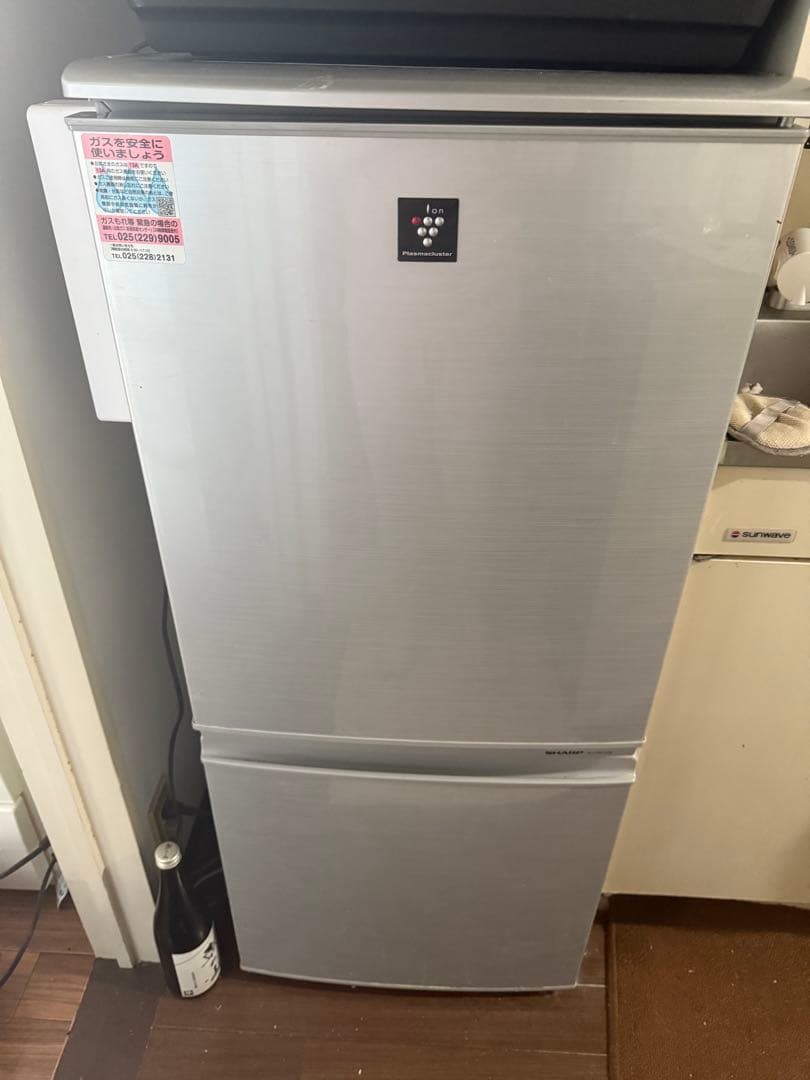 SHARP 冷蔵庫 SJ-PD14W-S 137L